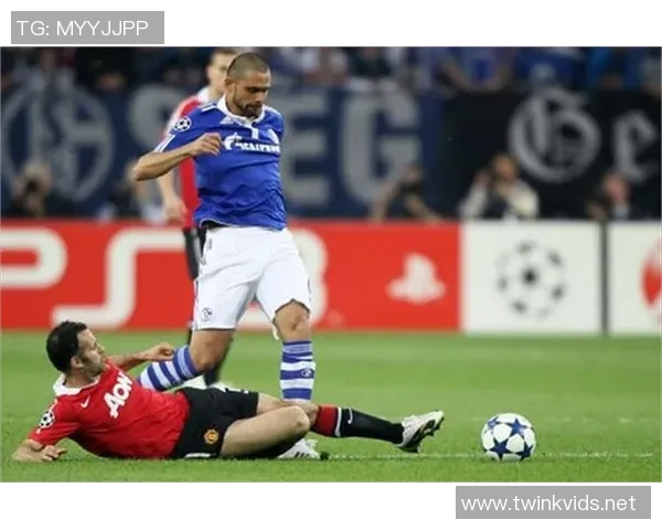 足球明星背后的辛酸故事谁在默默承受压力与欺负